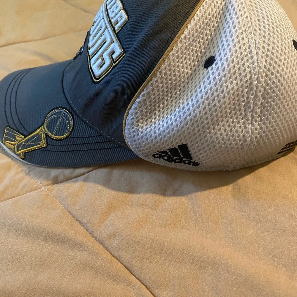 Spurs NBA hat - Picture 5 of 9